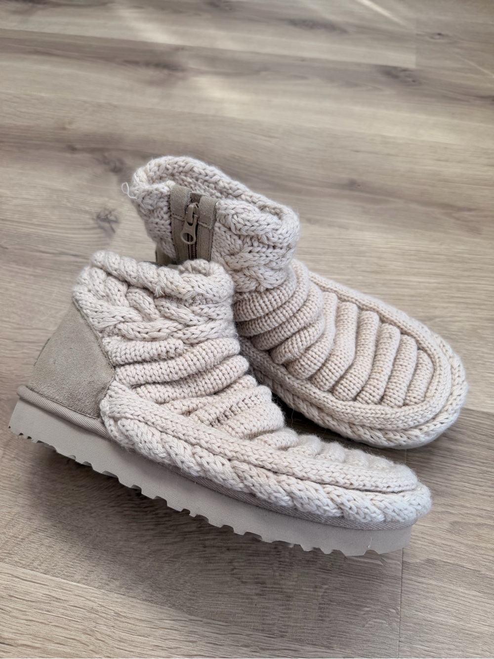 UGG Classic Mini Chunky Knit Boot